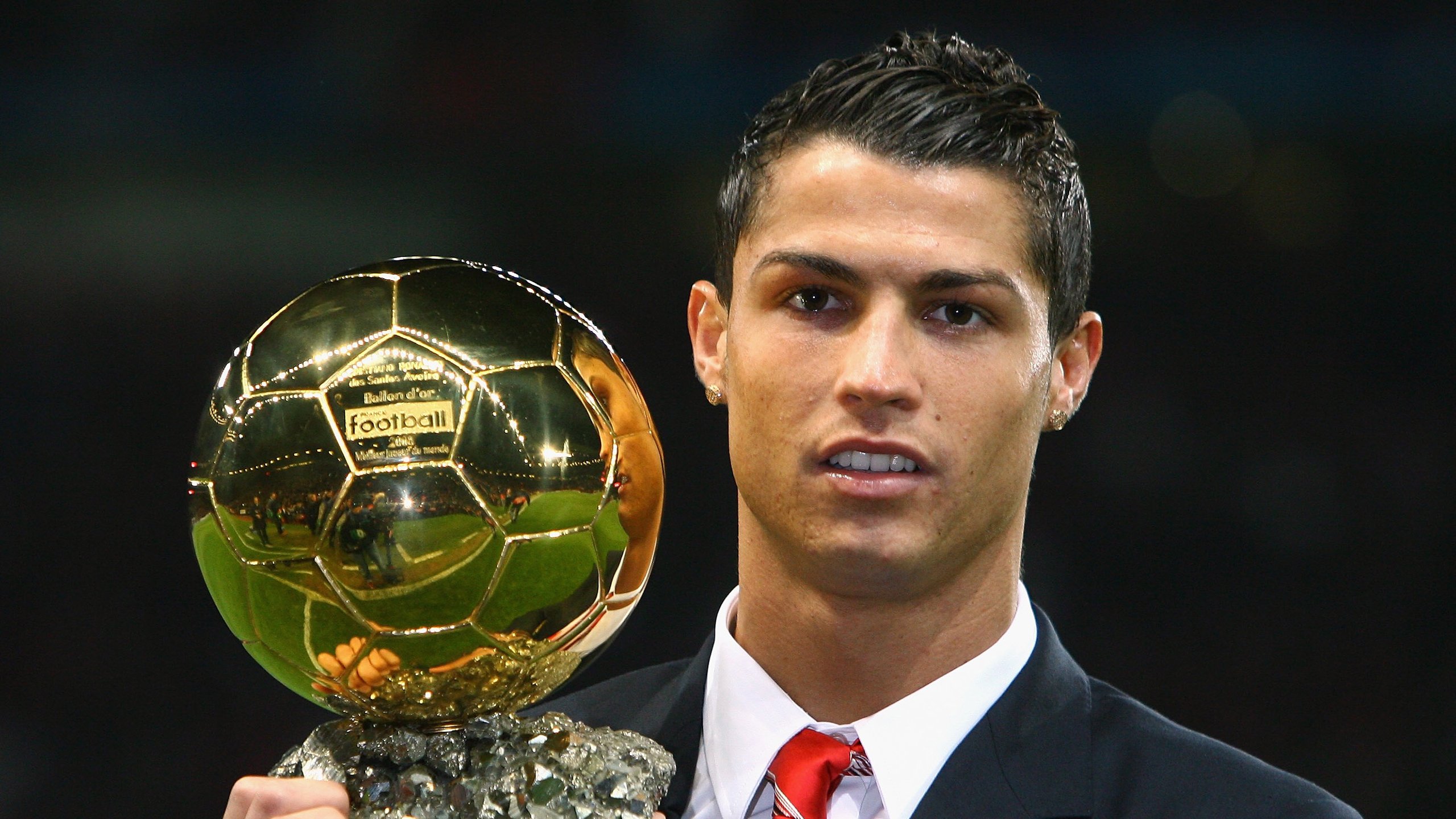 校园足球教练培训课程加入伤病预防知识模块,足球损伤预防的专项训练